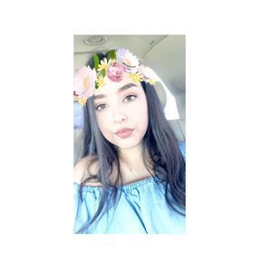 Meet your Posher, Lina